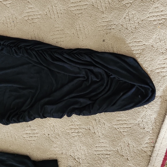 Adjustable black dress - Picture 4 of 4